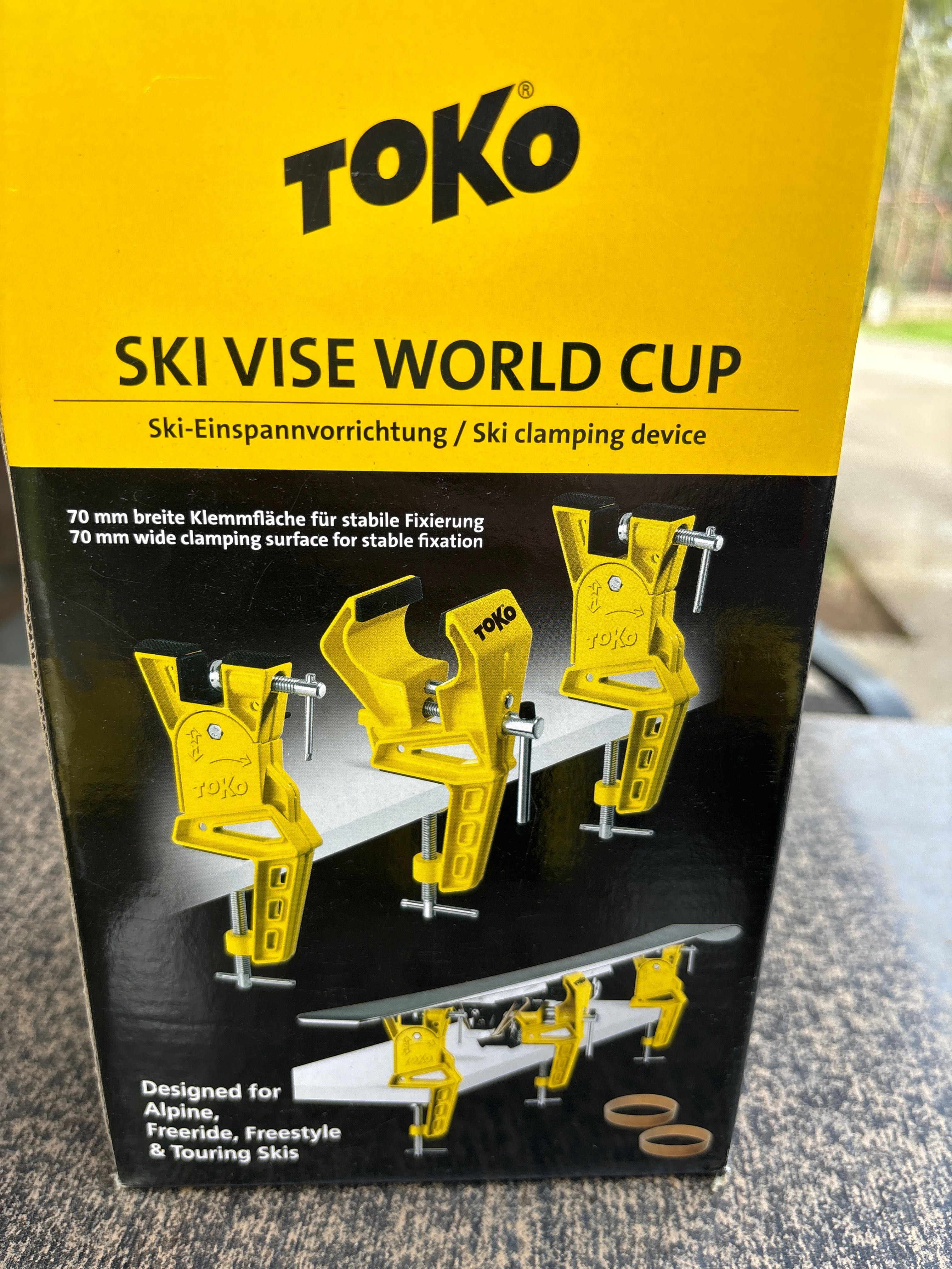 Menghina TOKO Ski Vise World Cup