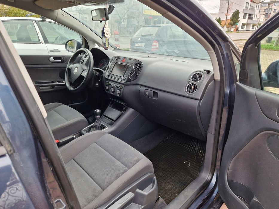 Vând Urgent Volkswagen Golf 5 1.9 tdi