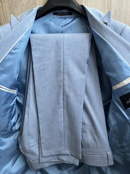 Costum barbati elegant