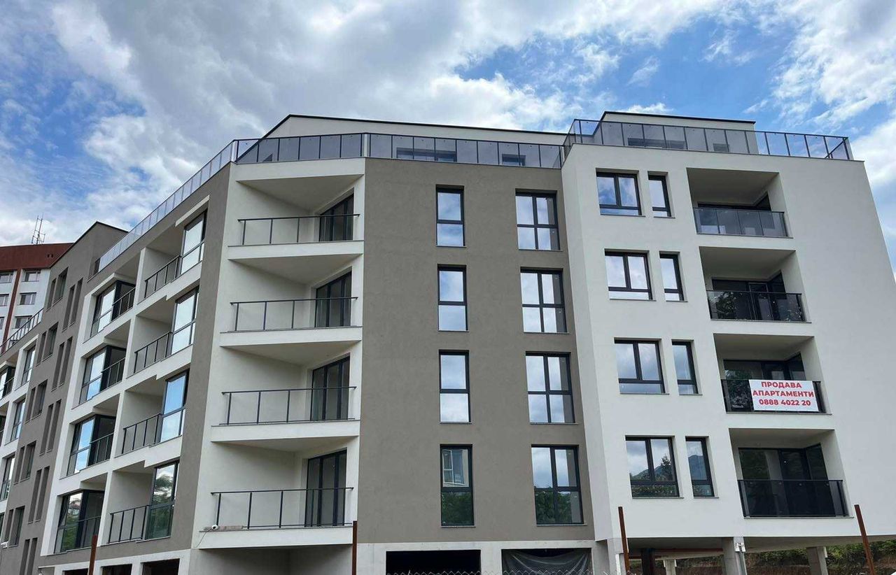 Продава се Тристаен апартамент в София, Младост 1А - 111 кв.м за 2300 €/кв.м - Снимка #2