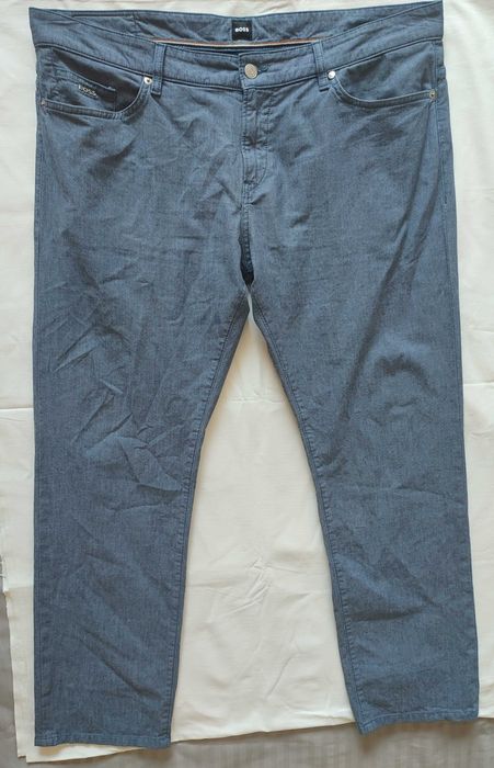 Blugi Hugo Boss L oferta