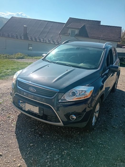Vând Ford Kuga 2011
