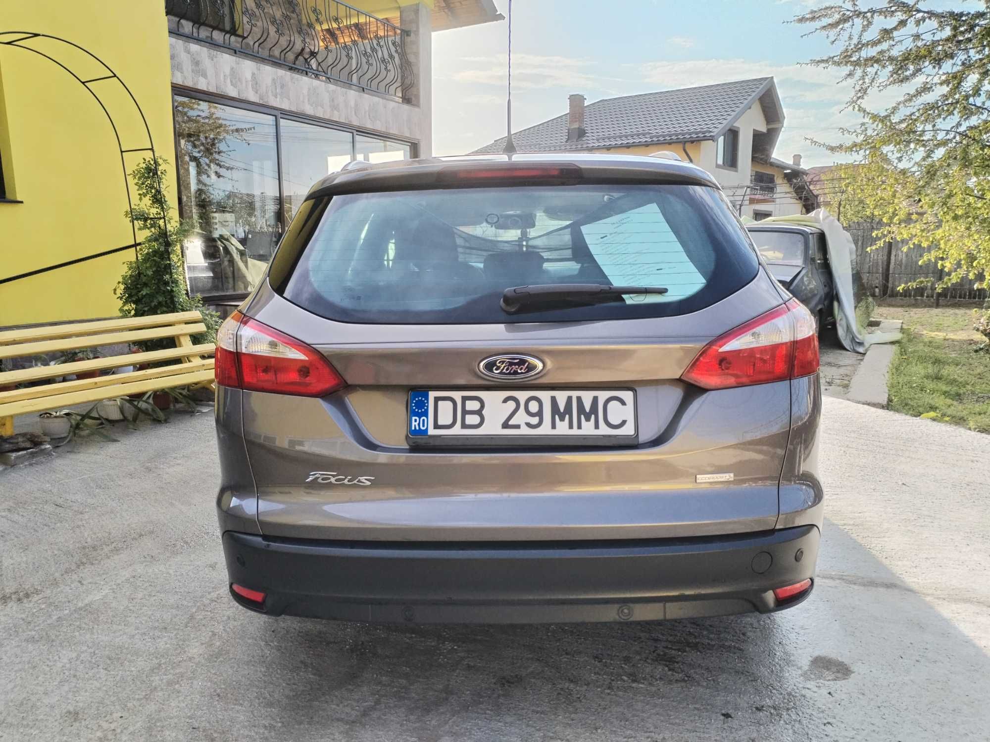 Ford focus 3, foarte bine întreținută, full dotări