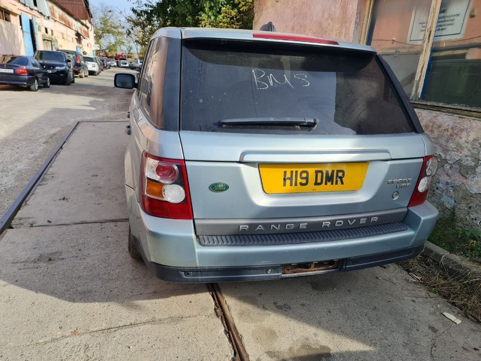 Dezmembrez Range Rover Sport motor 2.7 diesel TDV6 / dezmembrari  / piese cu garantie / service JLR