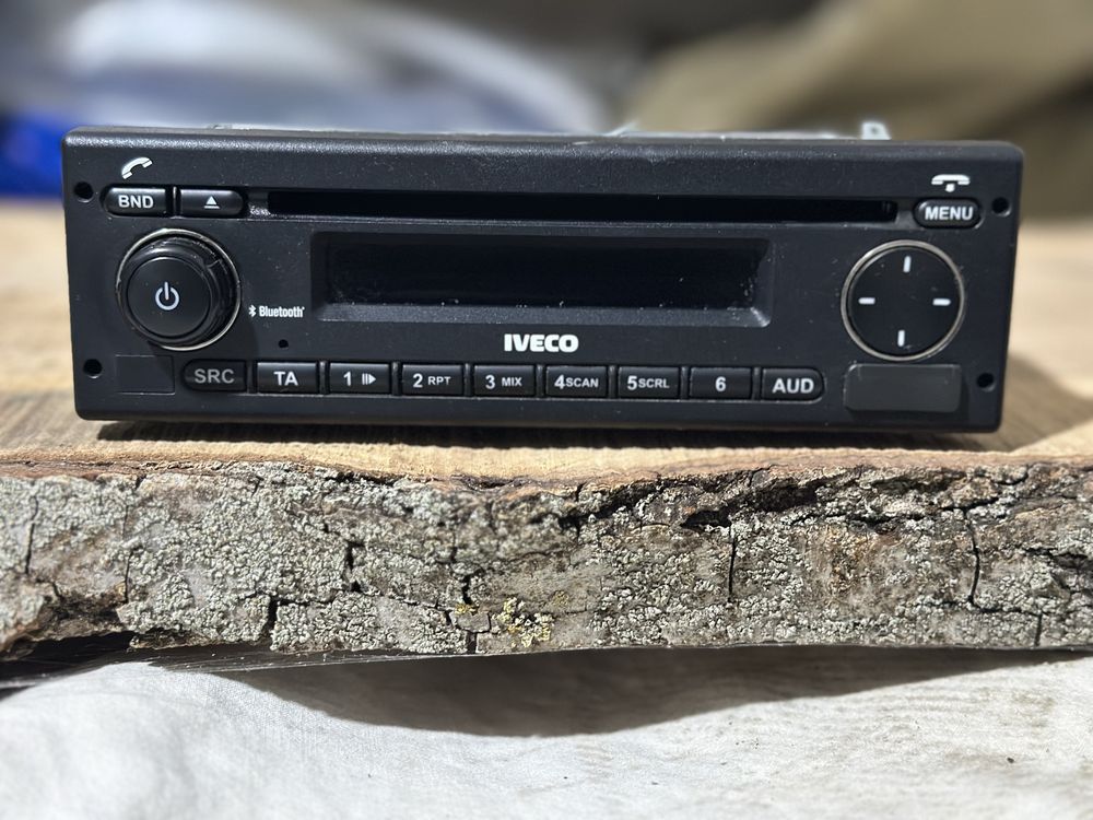 CD bluetooth car radio
