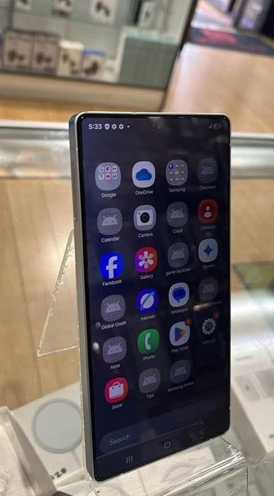 Samsung S25 ULTRA ca NOU cu Garantie