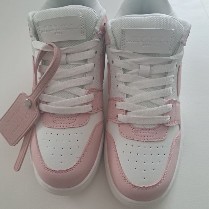 Off White Out of Office