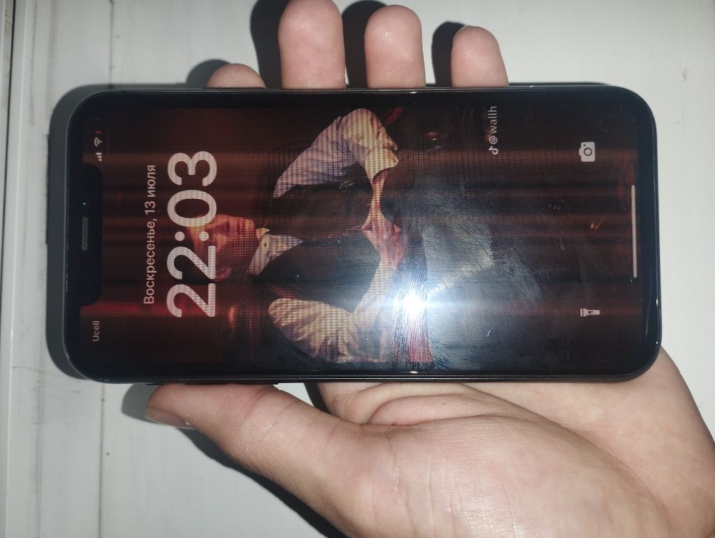 Iphone xr sotiladi/ 128 Gb/ 300 minli rasxodi bor ekranga