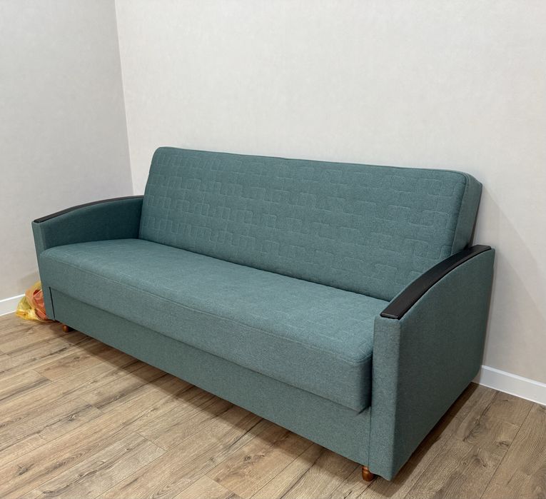 Продам диван в отличном состоянии.Покупали недавно за 175.000тг