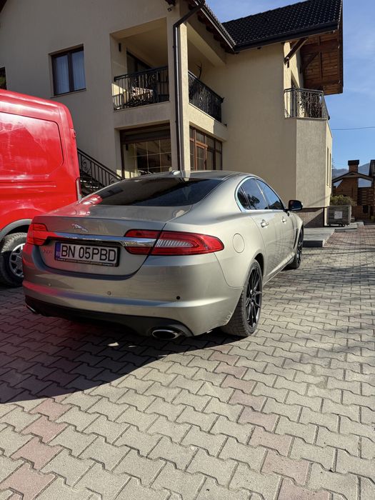 Jaguar xf 3 l diesel