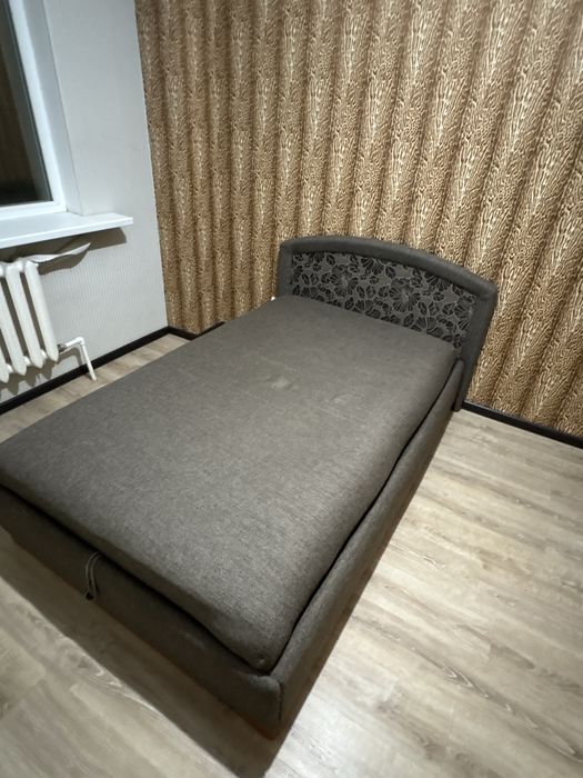 Продам кровать для спальни