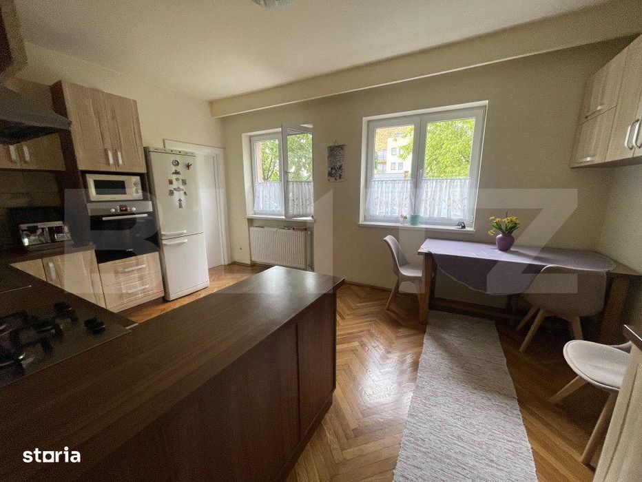 Casa, 211mp, Zona Piata Mica