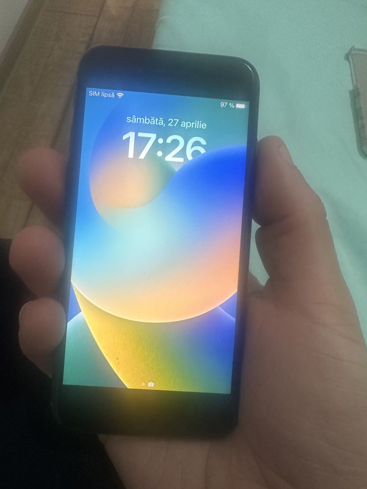 Iphone 8 64 gb liber de retea