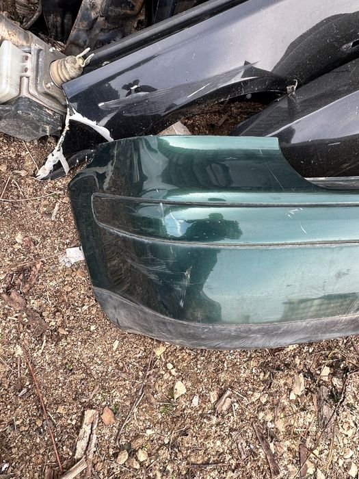 Задна броня Volkswagen Golf 4 хечбек — зелена