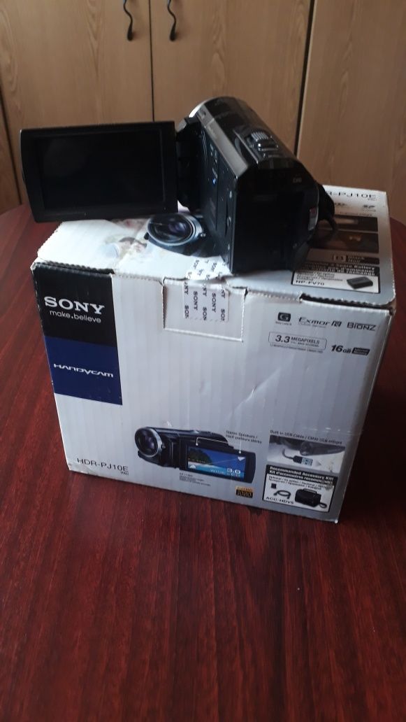 Vând Sony hdr~ pj10e