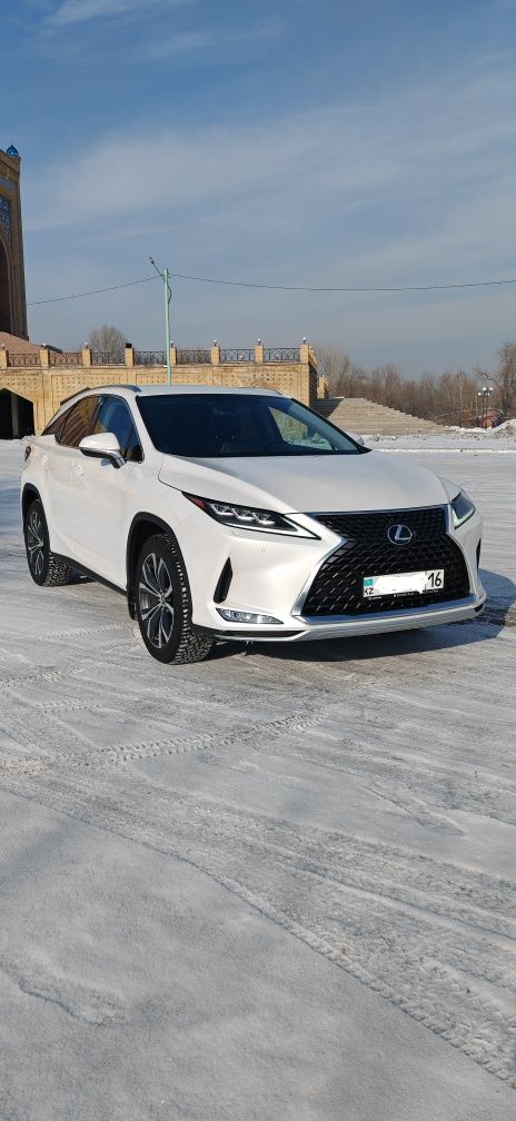 Продам Lexus RX 300, 2020 г. в.