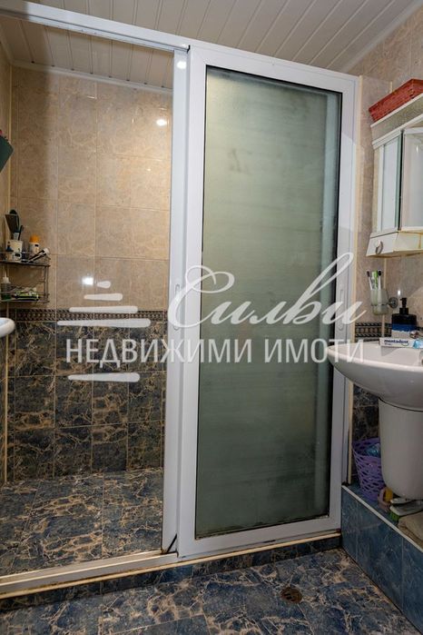 Продава се Многостаен апартамент в Шумен, Добруджански - 105 кв.м за 1214 €/кв.м - Снимка #9