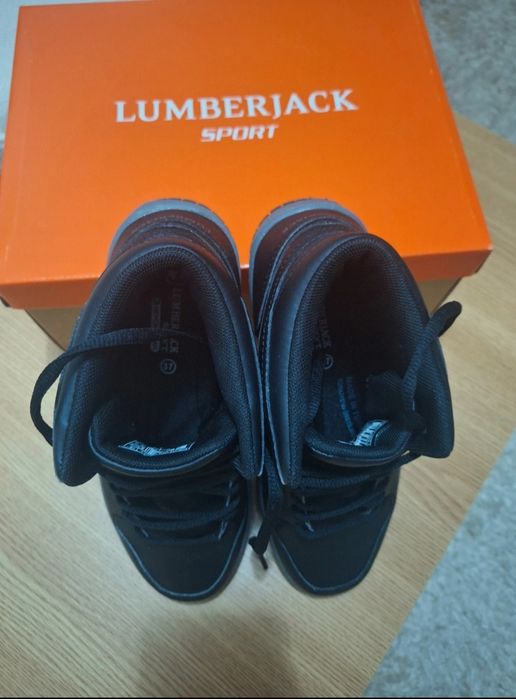 Vand ghete iarna Lumberjack