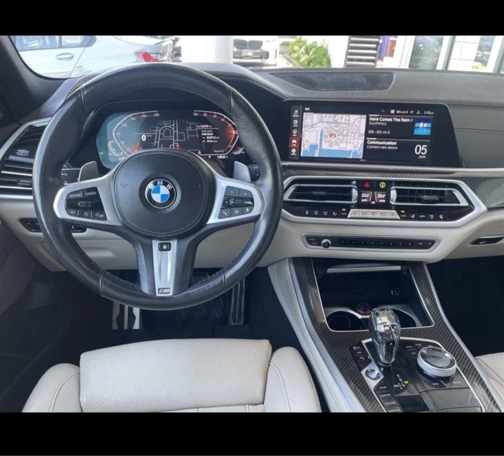 Продавам BMW X5 2021