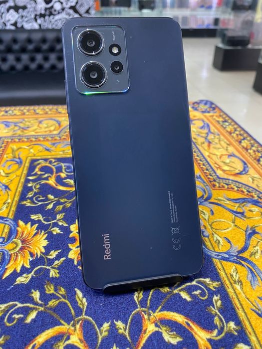 RedmiI NOTE 12 8/256gb(экран целый под защитой)