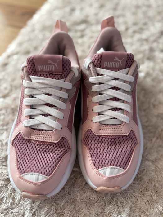 Sneaker Puma roz cu alb