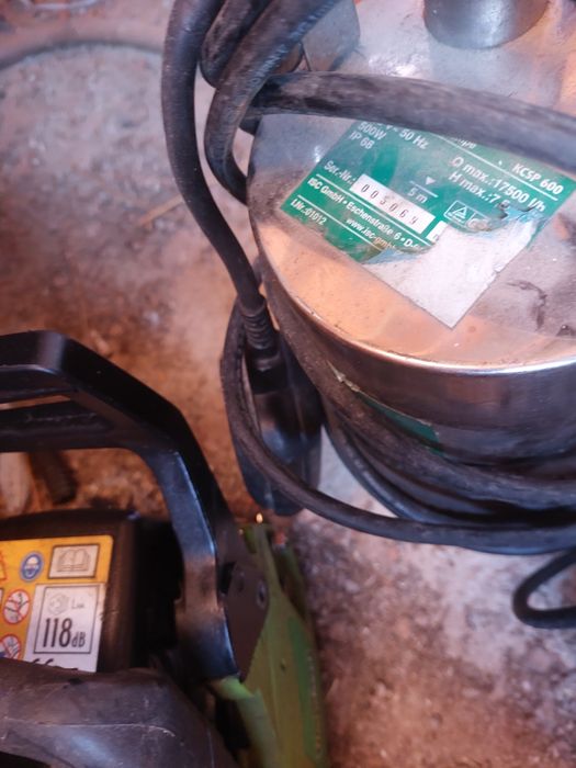 Pompa apa          .