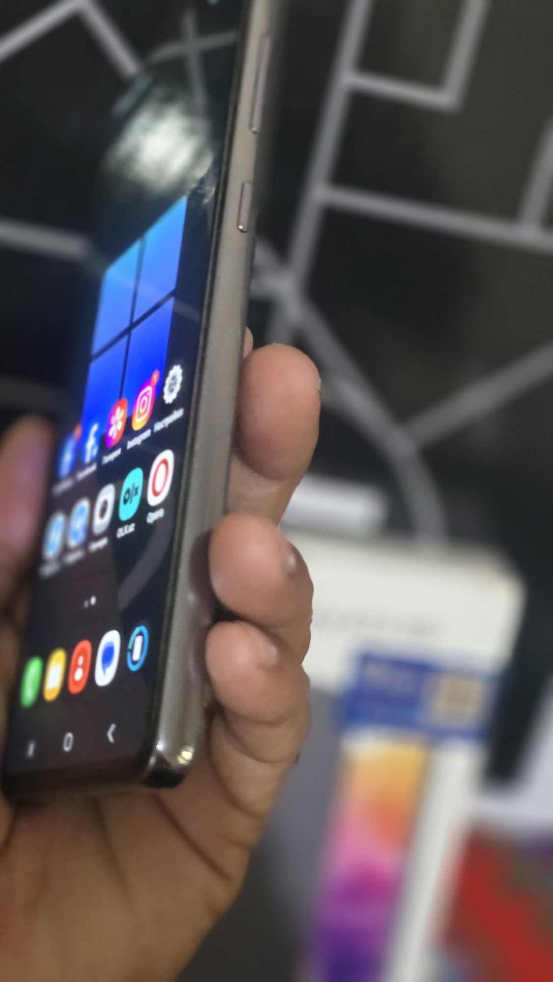 Продаётся телефон Samsung galaxy a73 5g