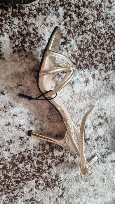 Sandale Zara piele 37