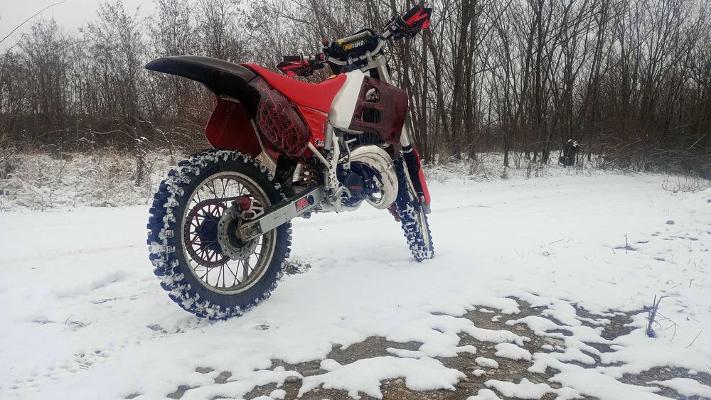 Honda Cr 125 R power valve