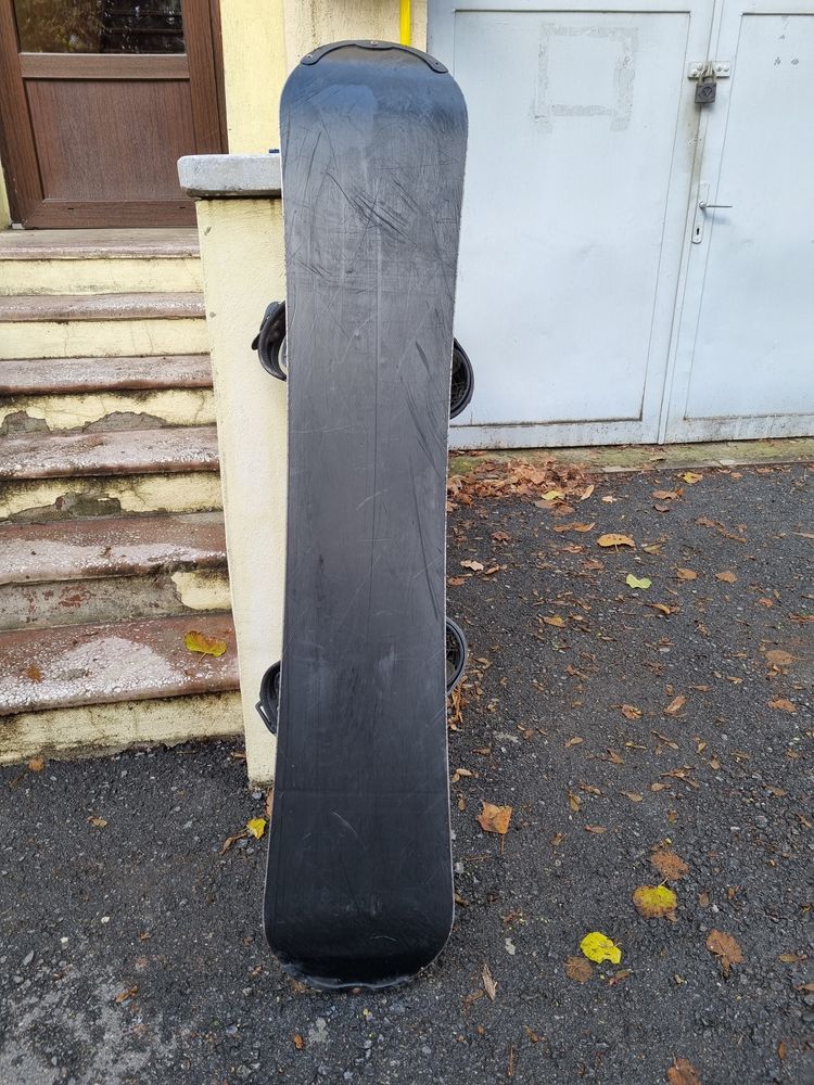 Vand placa snowboard 137cm