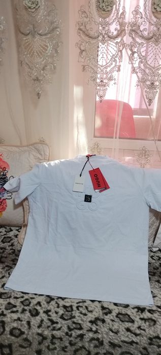 Tricou alb hugo boss