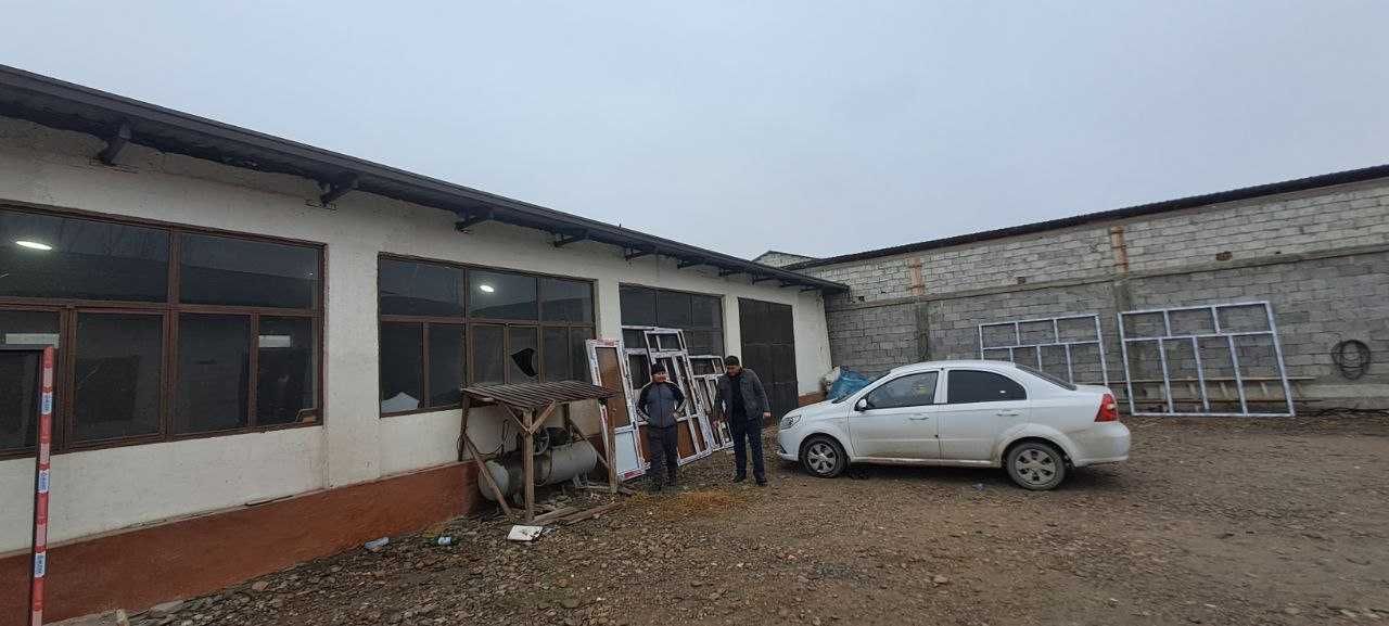 Namanganda ishlab chiqarish binosi bo`lib to`lash asosida sotilmoqda