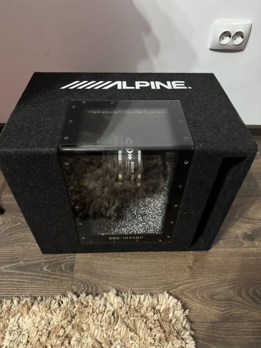 Subwoofer Alpine 800W+plus statie 250RMS