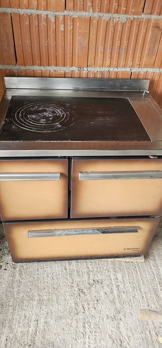 soba cu plita și cuptor made italy