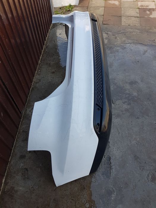 Bara spate ford focus 3 fl SEDAN an 2014-2015-2016-2017