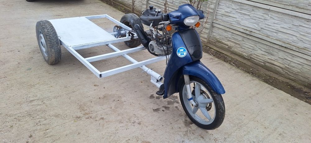 Scuter pt camp aprilia scarabeo