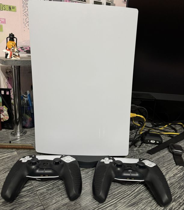 Продам SONY ps5 fat