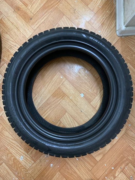 Шина для автомобиля