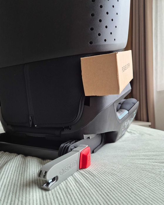 Ново детско столче Britax Römer Kidfix M i-Size (3.5 - 12год) с ISOFIX