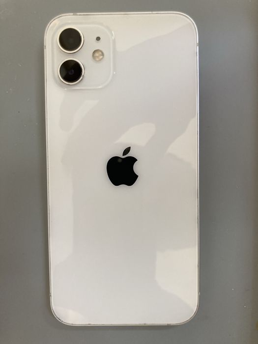 айфон 12 идельно