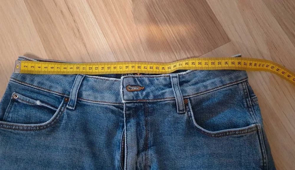 Blugi moderni Colin's