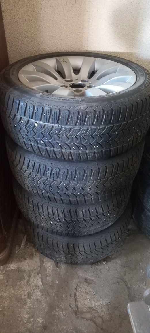 Vând Jante BMW E60 style244 Originale R17 ET20