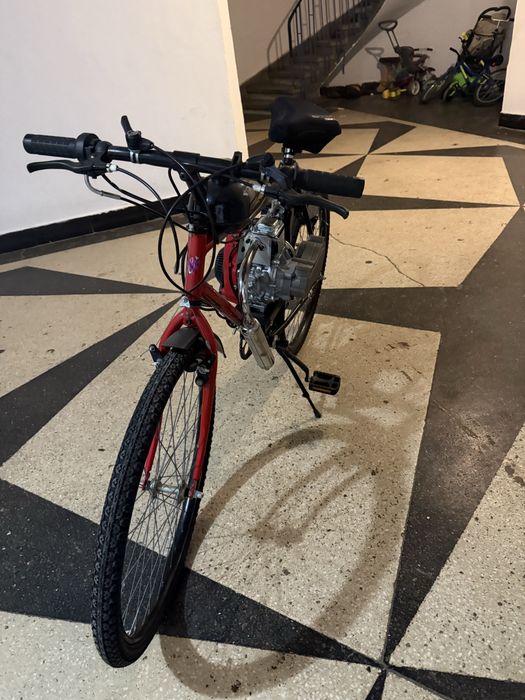 vand bicicleta cu motor 4t