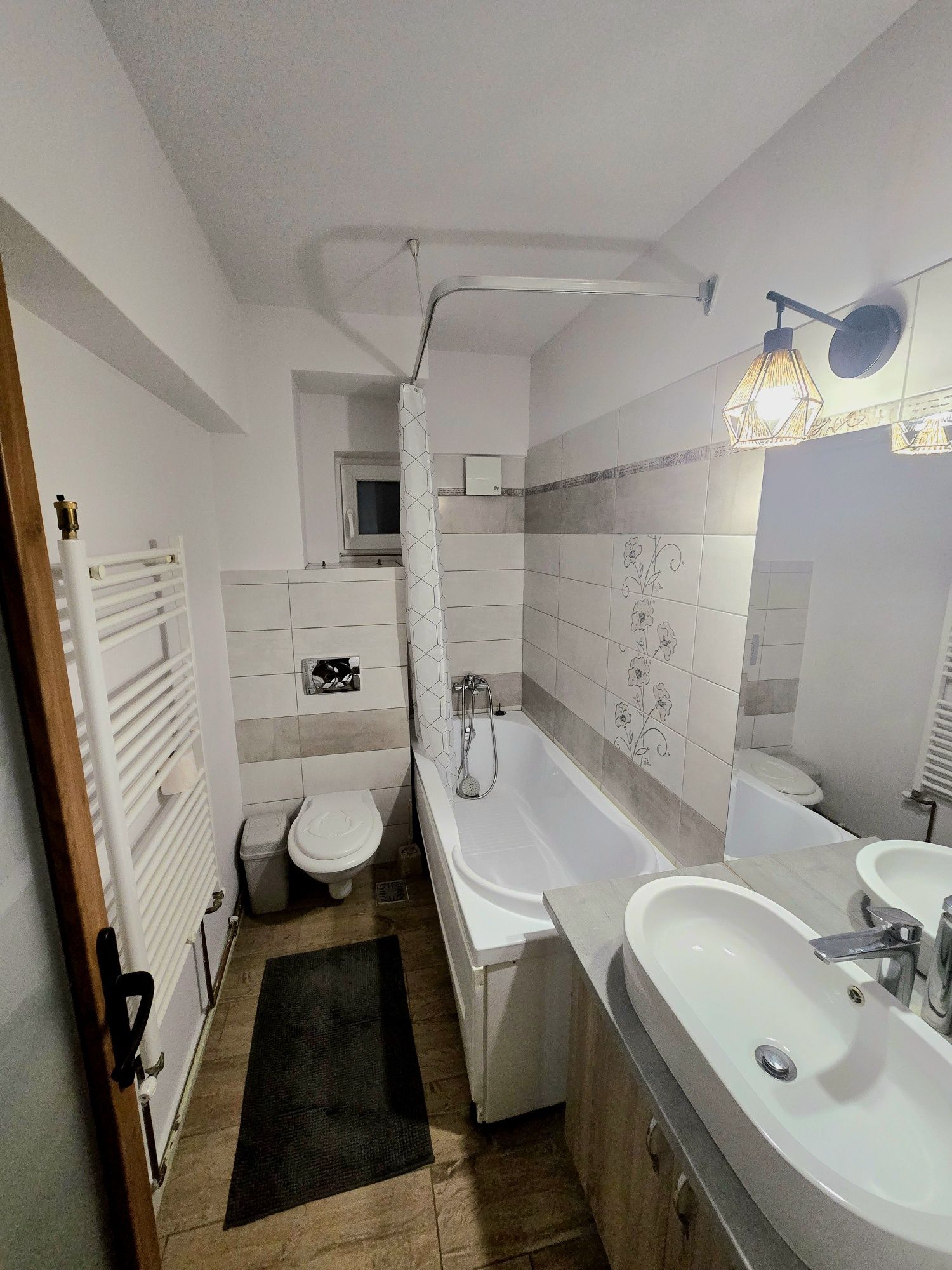 Apartament de închiriat în Pacurari, 3 camere decomandat