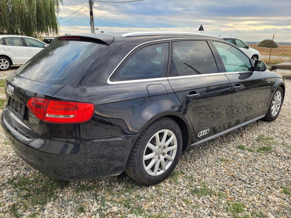 Audi a4 b8 2.0tdi 142cp