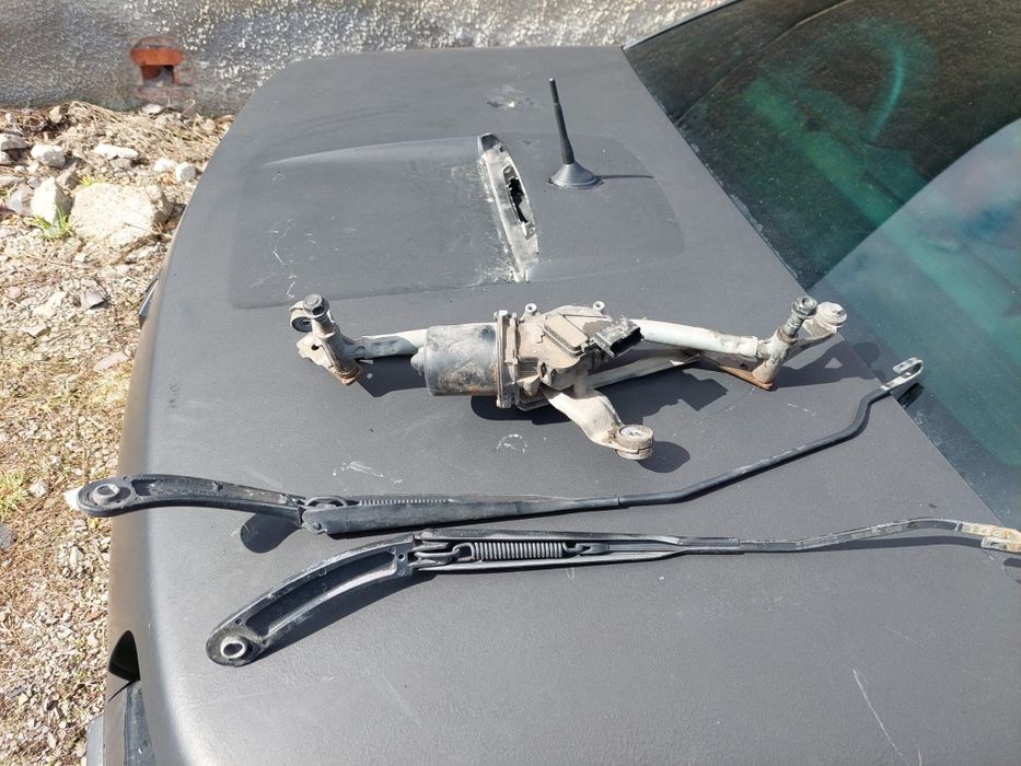 Ansamblu Motoras stergatoare + brate stergatoare  - Renault Megane 2
