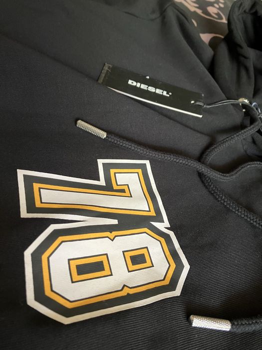 Намалени Diesel суичъри мъжки Нови