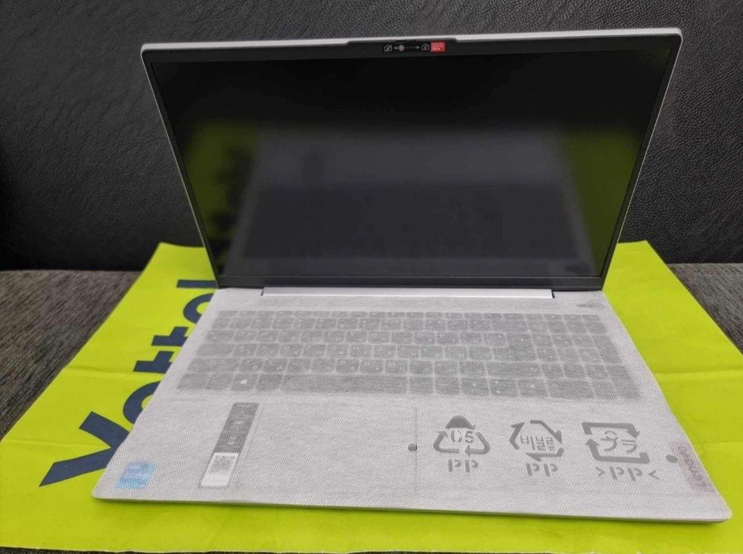 KATO HOB 512GB Lenovo IdeaPad 5 Core i3 8GB RAM Yettel Гаранция 2025г.