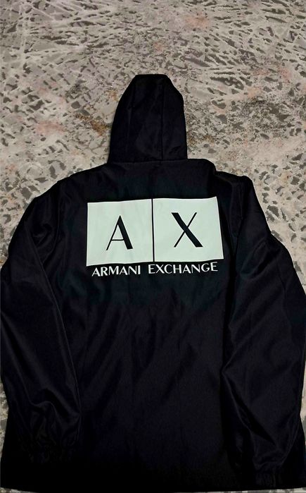Geaca Armani bleumarin cu gluga  pentru toamna!!! Armani Exchange A|X