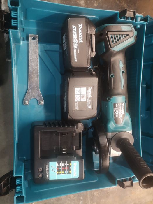 Flex cu acumulator